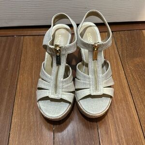 Michael Kors Berkley Canvas Wedge Sandal size 6
